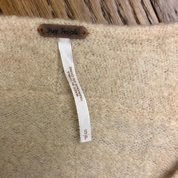 Free People Everyday V-Neck Sweater - Picture 4 of 7